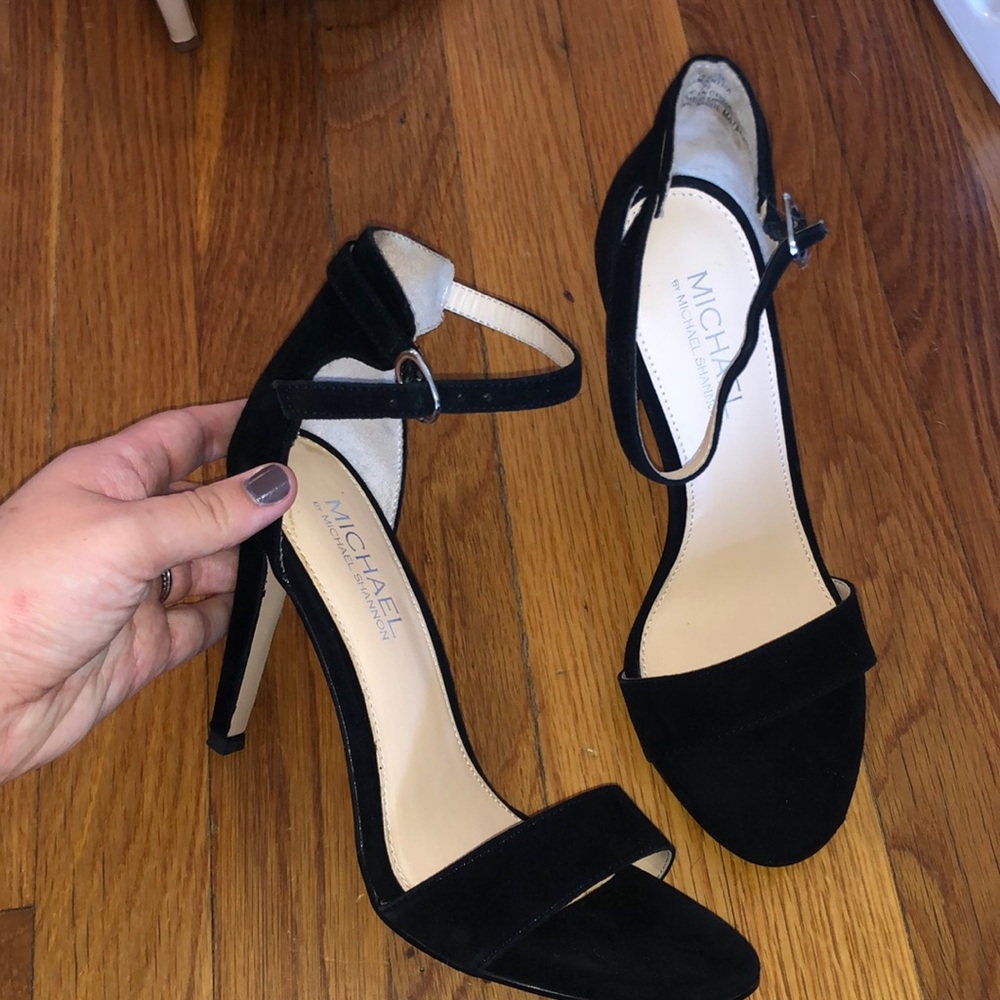 Michael Samantha Stiletto Heel NWOT